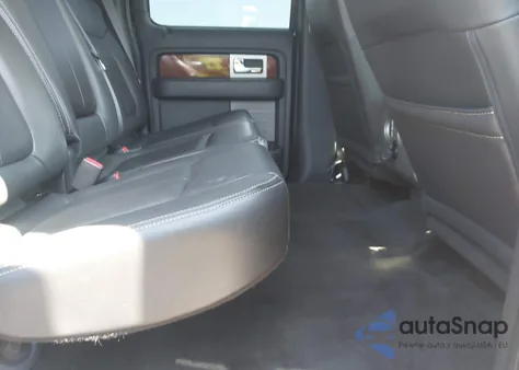 2010 Ford F-150 Fx2 Sport/Harley-Davidson/King Ranch/Lariat/Platinum/Xl/Xlt z USA, uszkodzony, nr VIN 1FTFW1CV0AFD92983